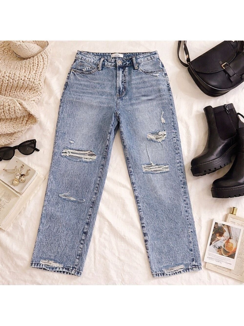 CEROS Distressed Straight Leg Jeans Size 28 Light Wash 100% Cotton - Picture 9 of 9